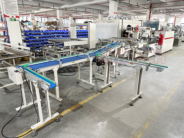 Automatic High Speed Shrink Packing Machine for Small Products